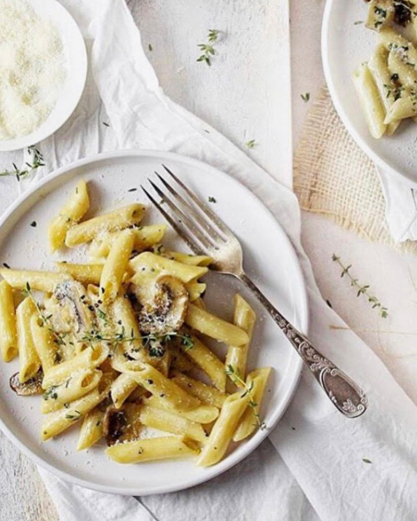 Easy-Peasy Spaghetti Carbonara & Creamy Mushroom Pasta - FIGS & FETA ...